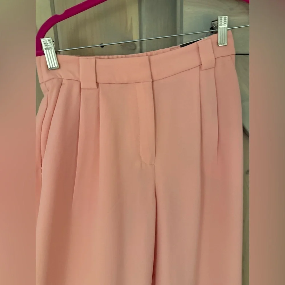 NWT Express Luxe Comfort High Rise Wide Leg Pant